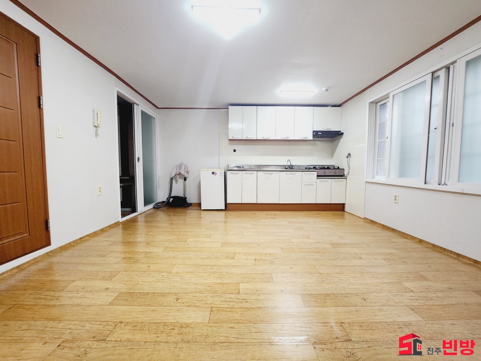 경남 진주시 칠암동 514-9 #칠암동 세무서부근# 넓은 운동장크기 풀옵션 월세 투룸 임대 월세 매물번호 16917 사진 3