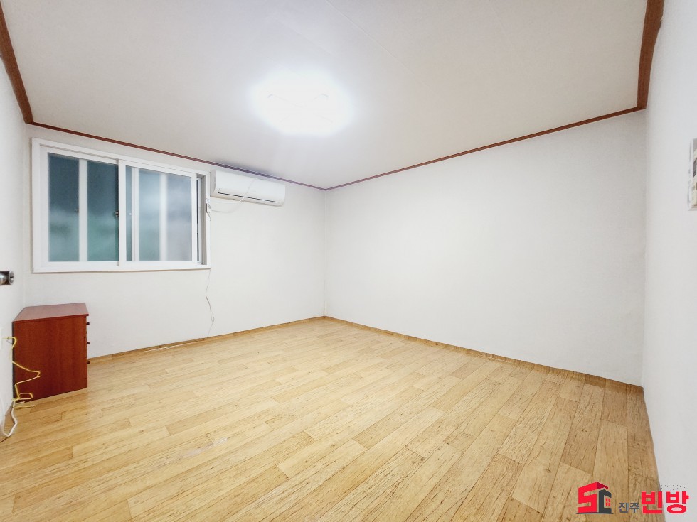 경남 진주시 칠암동 514-9 #칠암동 세무서부근# 넓은 운동장크기 풀옵션 월세 투룸 임대 월세 매물번호 16917 사진 4