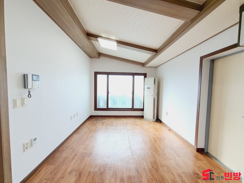 경남 진주시 칠암동 527-8 G#거실넓은투룸#칠암동#과기대 월세 매물번호 15605 사진 2