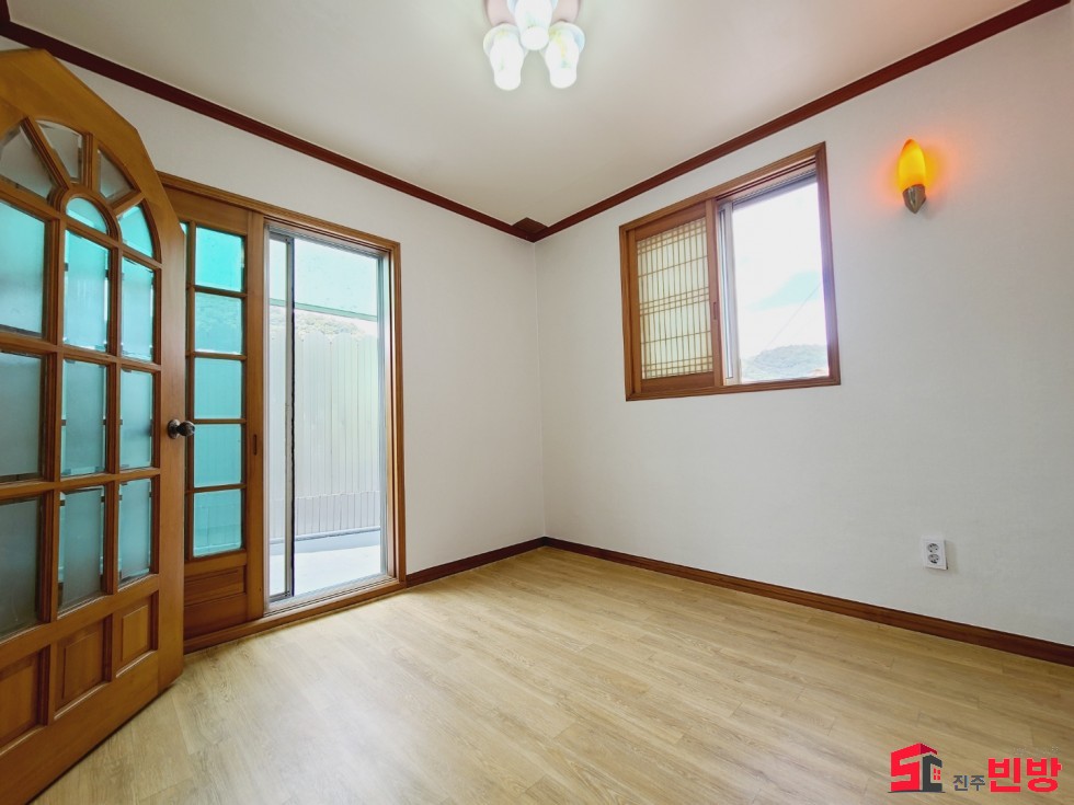 경남 진주시 상봉동 913-4 #떳다쓰리룸# 진주중학교인근 주인세대 쓰리룸임대!! 월세 매물번호 16264 사진 10