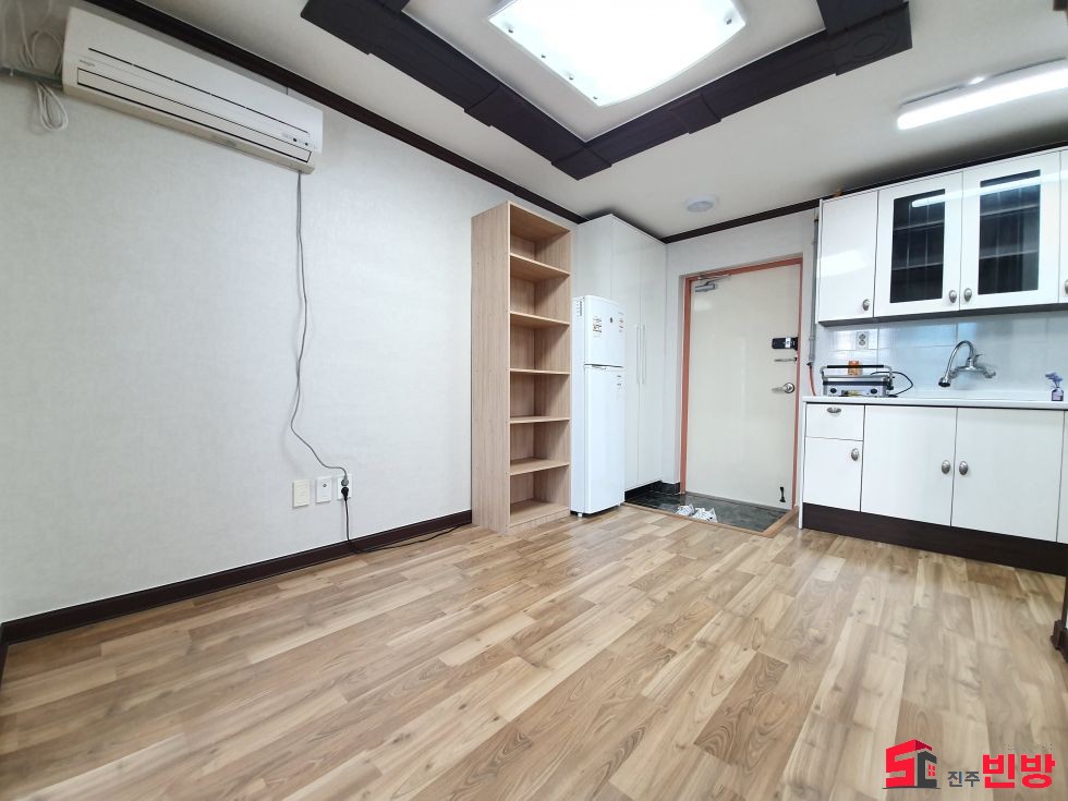 경남 진주시 상봉동 상봉동 1093-29 ※1+1 초저가※★ 상봉한주아파트 1분~~ ★ 추천방~! 월세 매물번호 12242 사진 3