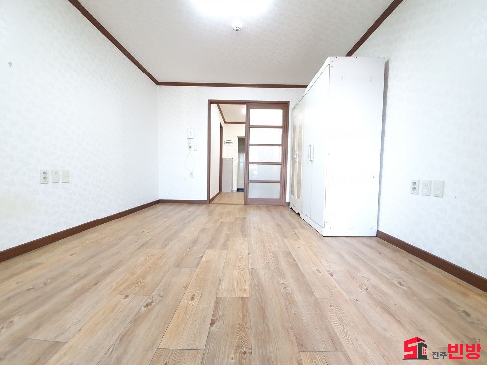 경남 진주시 상봉동 상봉동 811-14 ※큰방 찾는분께 강추※★ 상봉동 진여중 2분 ★ 월세 매물번호 12233 사진 3