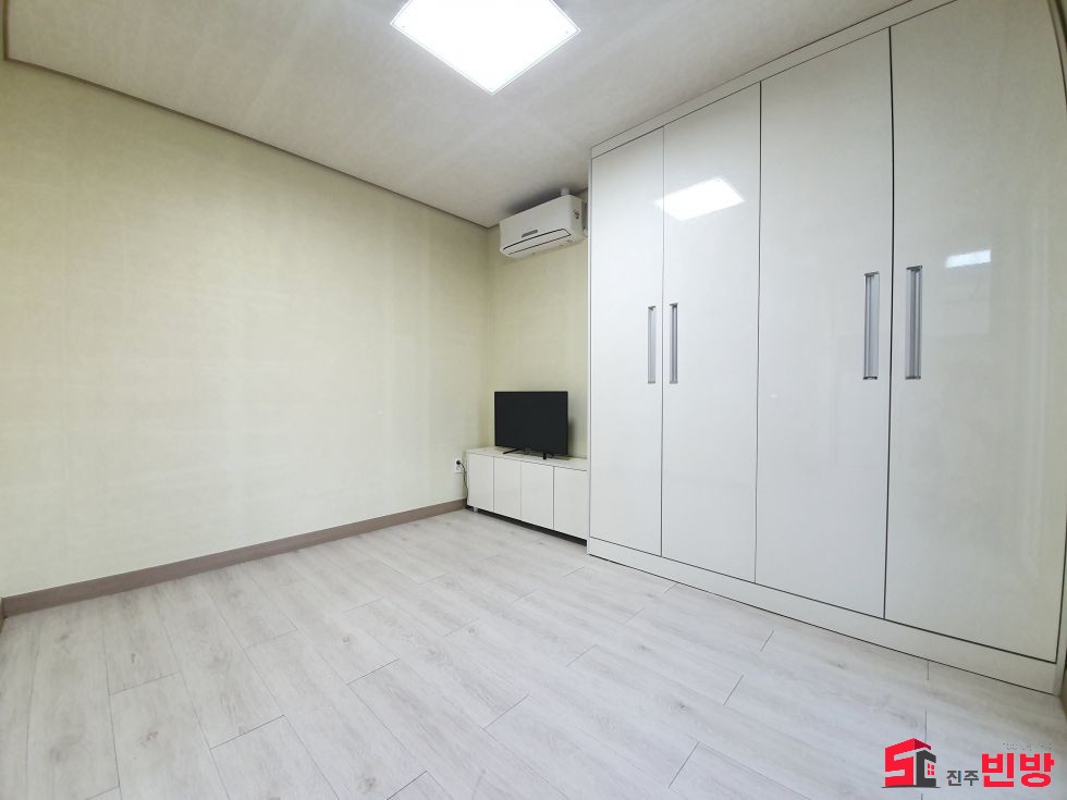 경남 진주시 상대동 상대동 202-32 ※1+1 초저가※★ KT전화국 2분 거리~~ ★ 추천방~! 전월 월세 매물번호 12142 사진 2