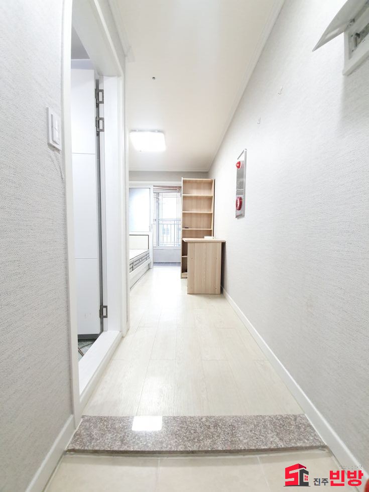 경남 진주시 상대동 상대동 179-22 ※초급매물※ ★ 상대동 홈플러스 1분!!★ 남녀선호도 1위~! 월세 매물번호 12097 사진 7