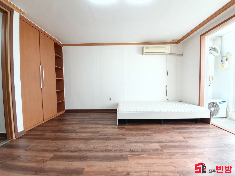 경남 진주시 상대동 상대동 309-62 ※큰 원룸 투척합니다※★ 상대한보 아파트 1분 ★ 월세 매물번호 12134 사진 1