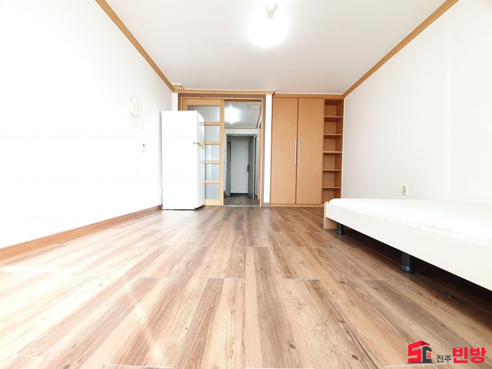 경남 진주시 상대동 상대동 309-62 ※큰 원룸 투척합니다※★ 상대한보 아파트 1분 ★ 월세 매물번호 12134 사진 2