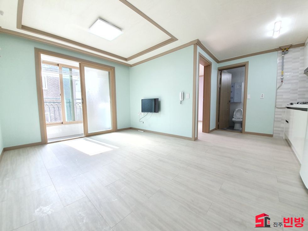 경남 진주시 하대동 하대동 108-28 ※1+1 너무크다~※★ 35종점 2분거리~~ ★ 추천방~! 월세 매물번호 12154 사진 1