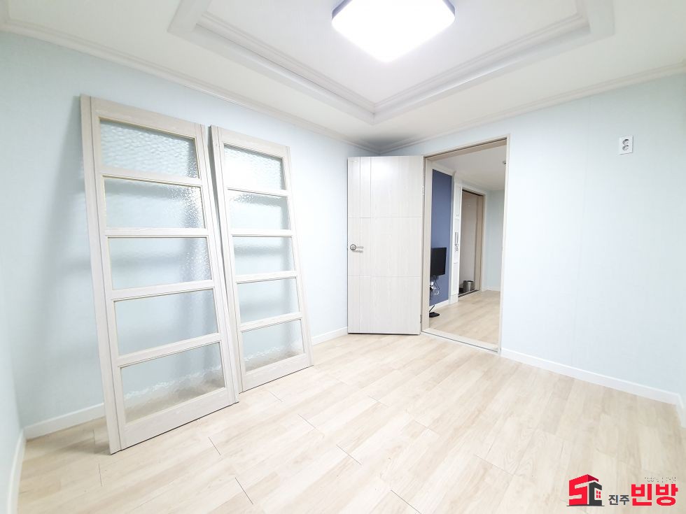 경남 진주시 하대동 하대동 320-27 ※1+1 너무이쁜방※★ 홈플러스 3분 거리~~ ★ 추천방~! 전월 월세 매물번호 12190 사진 5