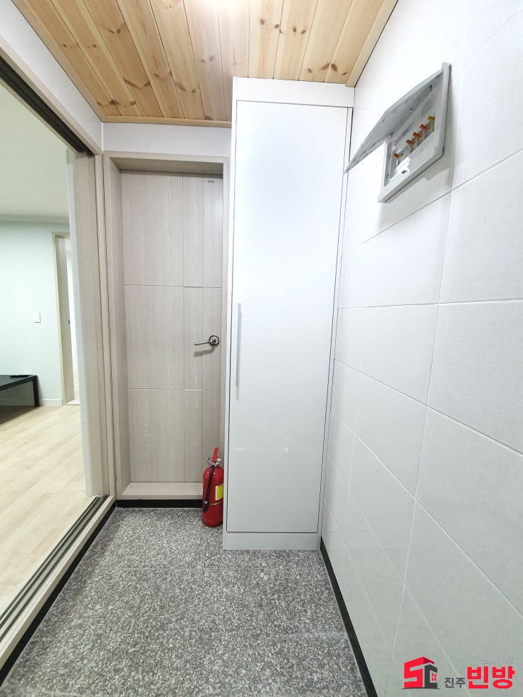 경남 진주시 하대동 하대동 320-27 ※1+1 너무이쁜방※★ 홈플러스 3분 거리~~ ★ 추천방~! 전월 월세 매물번호 12190 사진 8