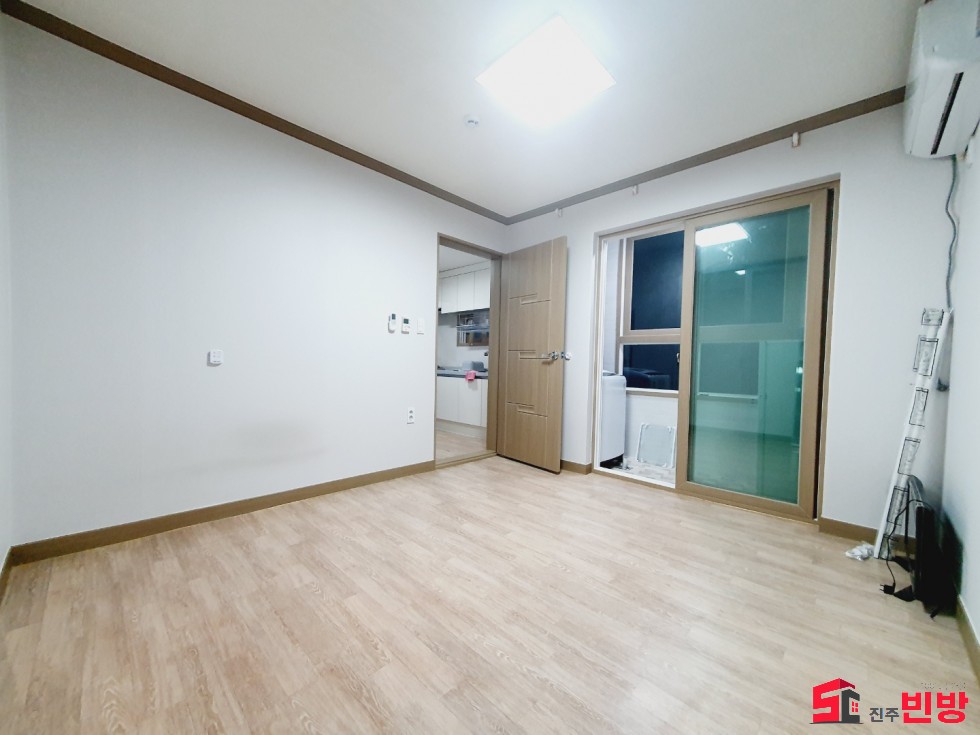 경남 진주시 신안동 396-36 -신안법원꿀방- 법원부근 대형 분리형원룸 월세 매물번호 13562 사진 1