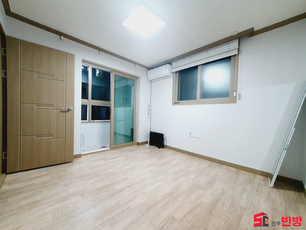 경남 진주시 신안동 396-36 -신안법원꿀방- 법원부근 대형 분리형원룸 월세 매물번호 13562 사진 6