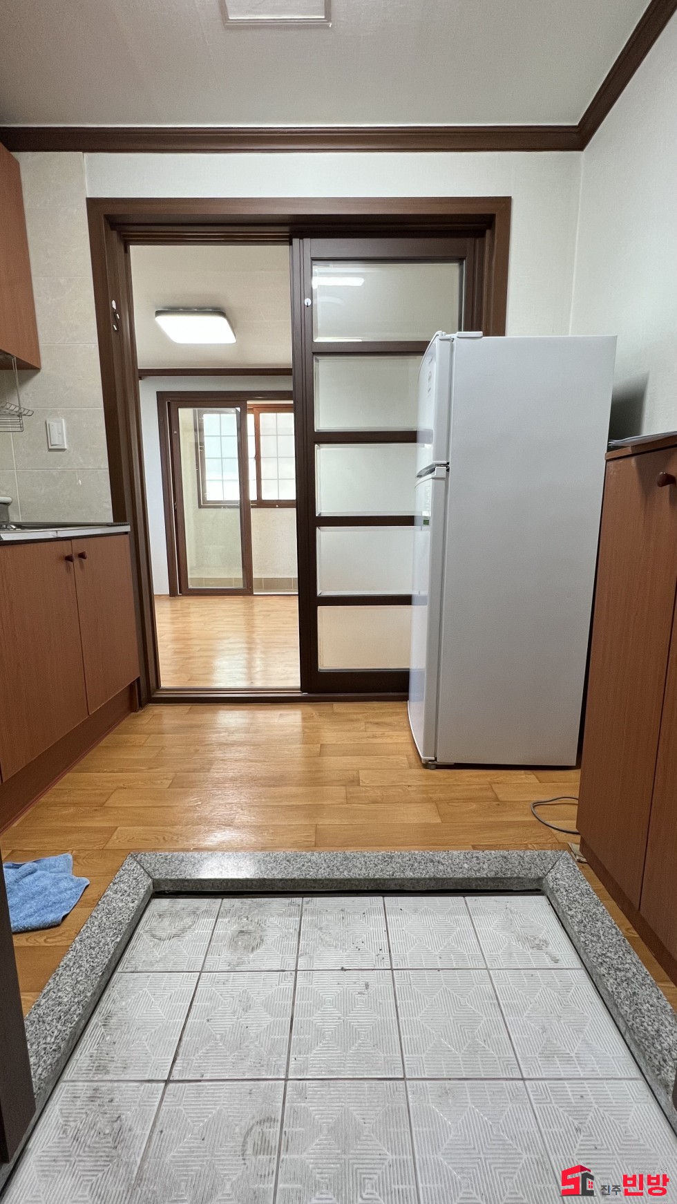 경남 진주시 신안동 4-30 ♠신안동원룸♠명신아파트부근저렴한원룸소개합니다 월세 매물번호 16131 사진 2
