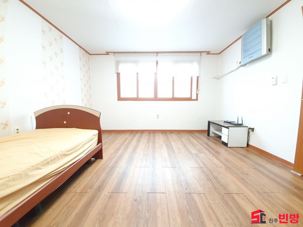 경남 진주시 신안동 신안동 30-3 ※1+1 초저가※★신안동 천수교 1분~~ ★ 추천방~! 월세 매물번호 12273 사진 4
