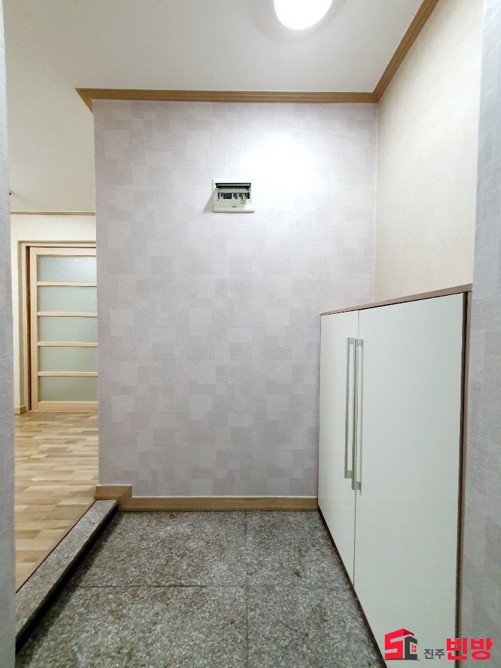경남 진주시 평거동 400-25 -리모델링완료 훌륭한 사이즈 분리형원룸- 월세 매물번호 10955 사진 9