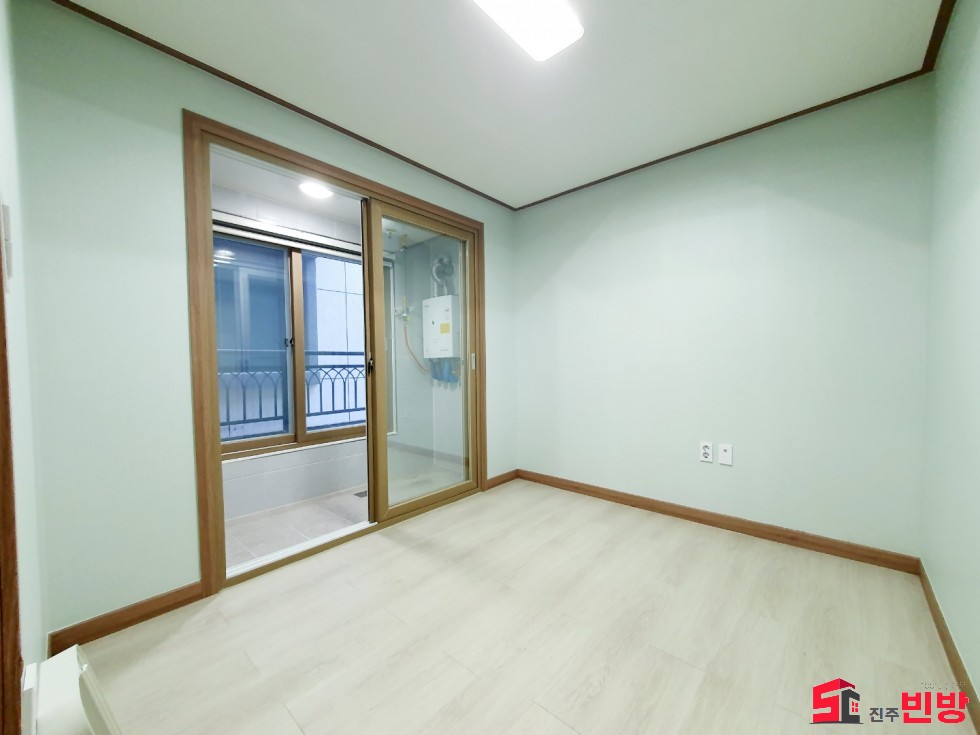 경남 진주시 초전동 1636-6 에어콘2대 신축 화이트톤 예쁜 투룸 선착순1명 월세 매물번호 13431 사진 10