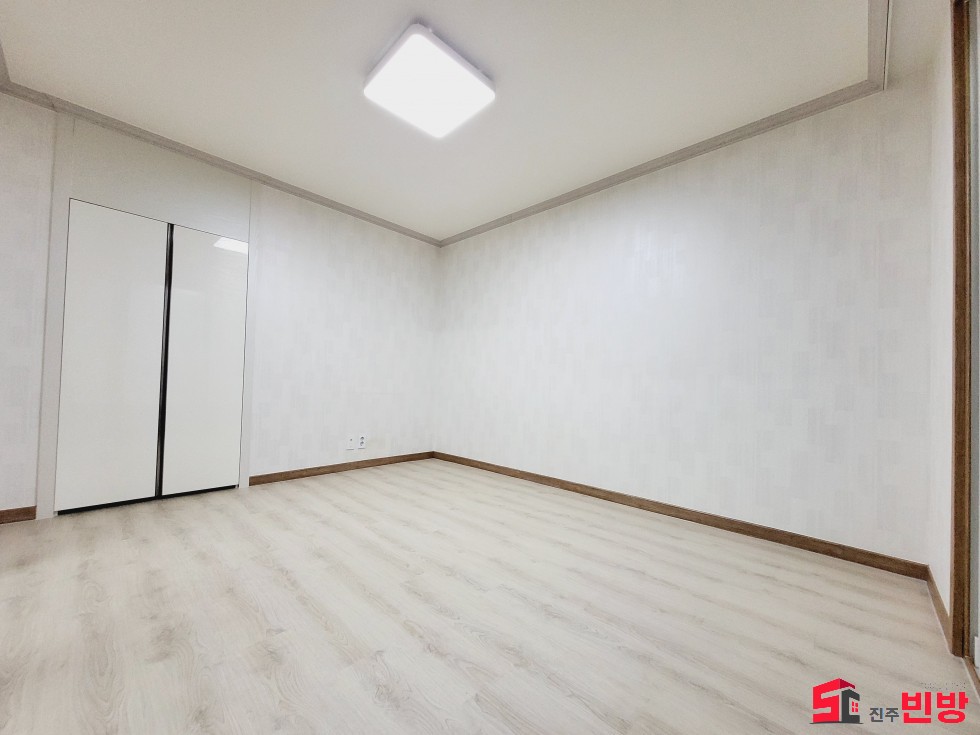 경남 진주시 초전동 1642-4 Q * 초전초 인근 깨끗한 원룸 나왔어요~~* 월세 매물번호 15681 사진 2