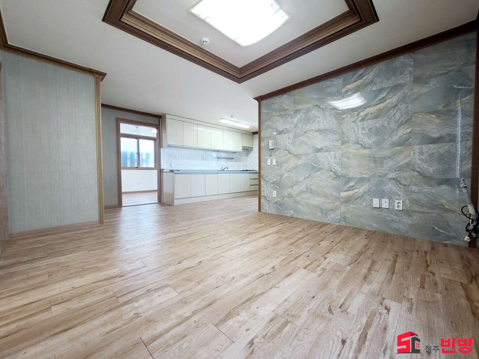 경남 진주시 신안동 6-3 K 럭셔리한 당신을 위한곳~^^~쓰리룸의 멋스러움이가득가득!!~ 월세 매물번호 11344 사진 1