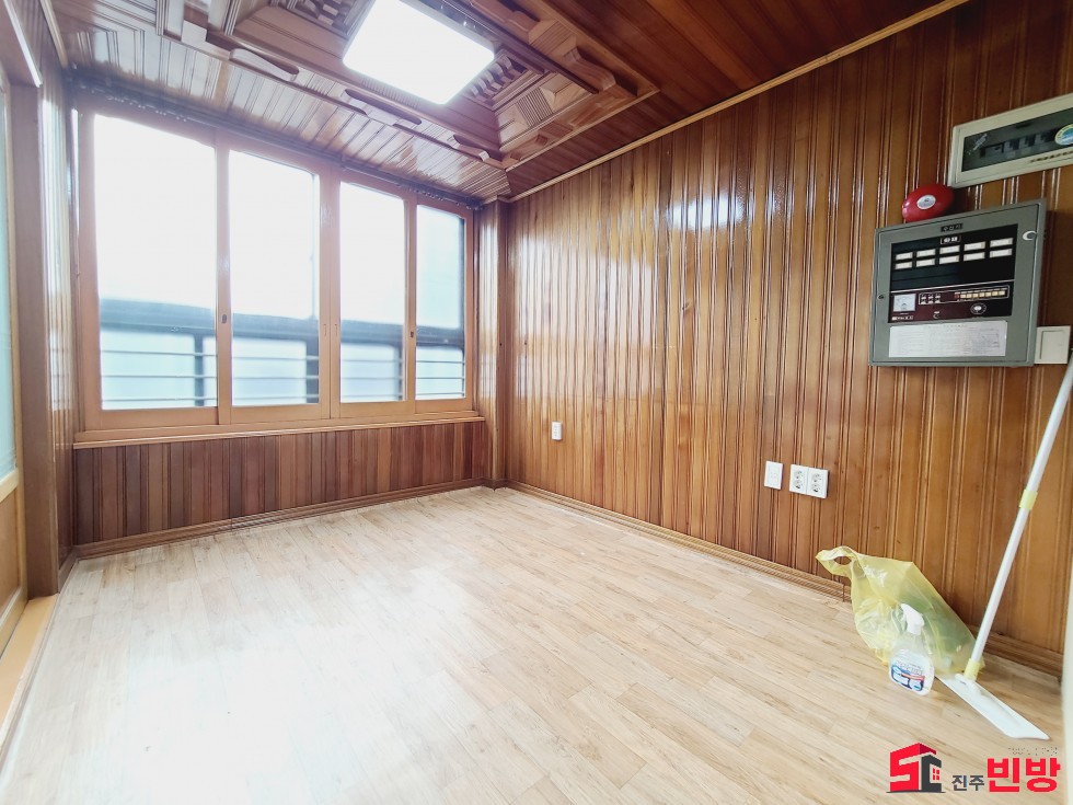 경남 진주시 강남동 11-10 T ▶강남동 쓰리룸◀ 원룸가격으로 쓰리룸 가자!! 월세 매물번호 15198 사진 3