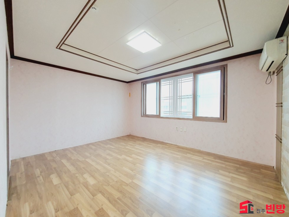 경남 진주시 칠암동 524-3 G#주인세대쓰리룸# 초호화 칠암동 채광좋음 월세 매물번호 15127 사진 7