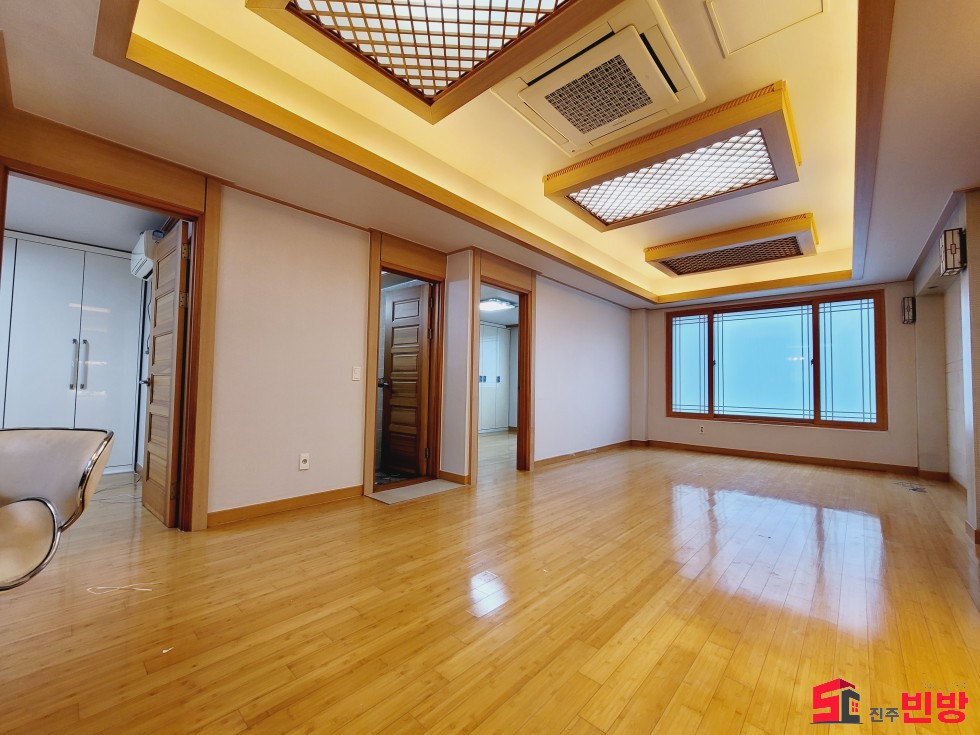 경남 진주시 상대동 287-16 ♤긴급!! 상대동 시청인근 올리모델링 쓰리룸 반려동물가능!!! 2층단독주택!!!!!♤ 월세 매물번호 14685 사진 1