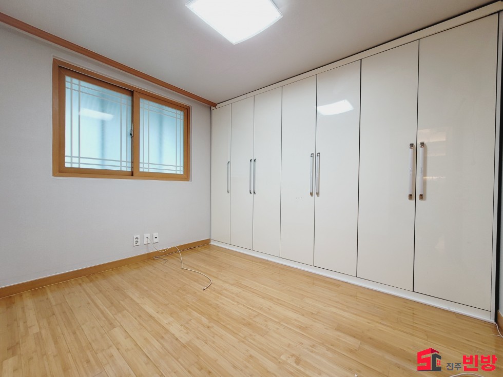 경남 진주시 상대동 287-16 ♤긴급!! 상대동 시청인근 올리모델링 쓰리룸 반려동물가능!!! 2층단독주택!!!!!♤ 월세 매물번호 14685 사진 12