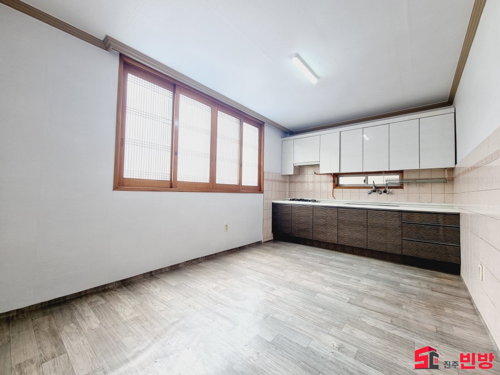경남 진주시 상봉동 1011-1 H §리모델링 단독세대§상봉동 2층단독세대 전세 쓰리룸 월세 매물번호 14463 사진 5