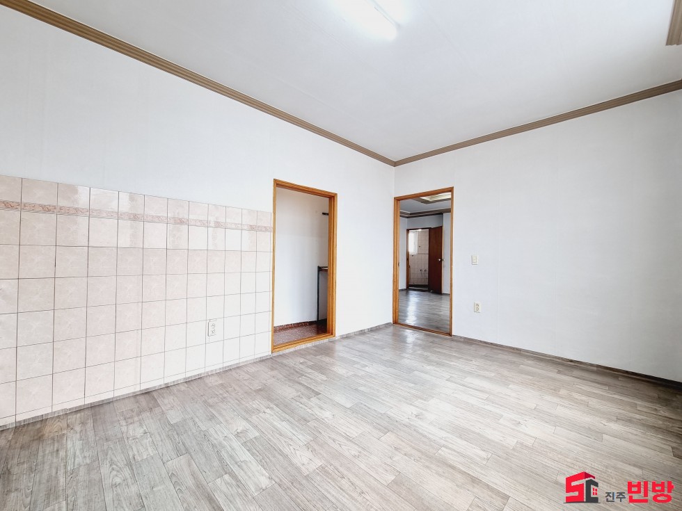 경남 진주시 상봉동 1011-1 H §리모델링 단독세대§상봉동 2층단독세대 전세 쓰리룸 월세 매물번호 14463 사진 6