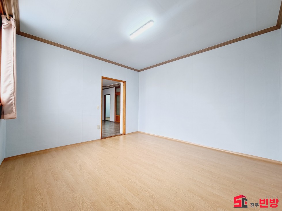 경남 진주시 상봉동 1011-1 H §리모델링 단독세대§상봉동 2층단독세대 전세 쓰리룸 월세 매물번호 14463 사진 8