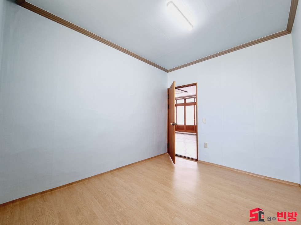 경남 진주시 상봉동 1011-1 H §리모델링 단독세대§상봉동 2층단독세대 전세 쓰리룸 월세 매물번호 14463 사진 13