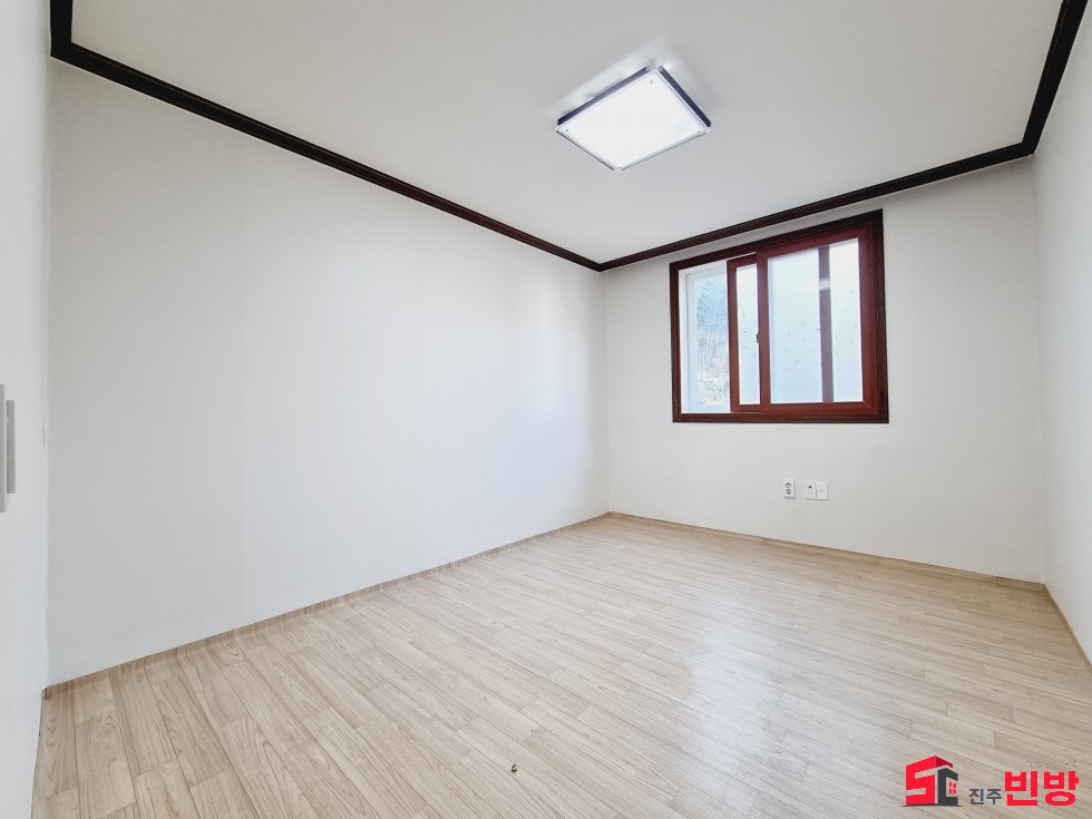 경남 진주시 이현동 314-4 H §2층 단독세대§스파풀+붙박이장 30평대 전용옥상까지~ 초특급 쓰리룸 월세 매물번호 14054 사진 7