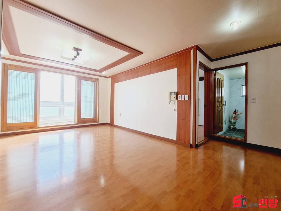 경남 진주시 상대동 275-3 H §투룸가격 쓰리룸§붙박이장+전용옥상 겸비한 엄~청 넓은 쓰리룸 월세 매물번호 14428 사진 4
