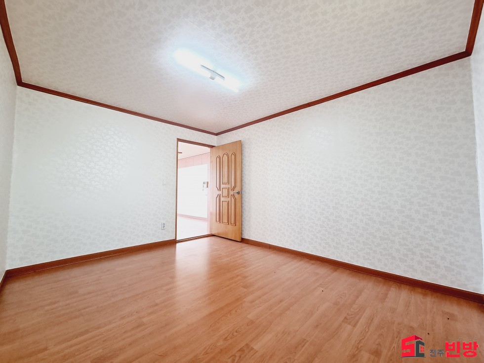 경남 진주시 상대동 275-3 H §투룸가격 쓰리룸§붙박이장+전용옥상 겸비한 엄~청 넓은 쓰리룸 월세 매물번호 14428 사진 10