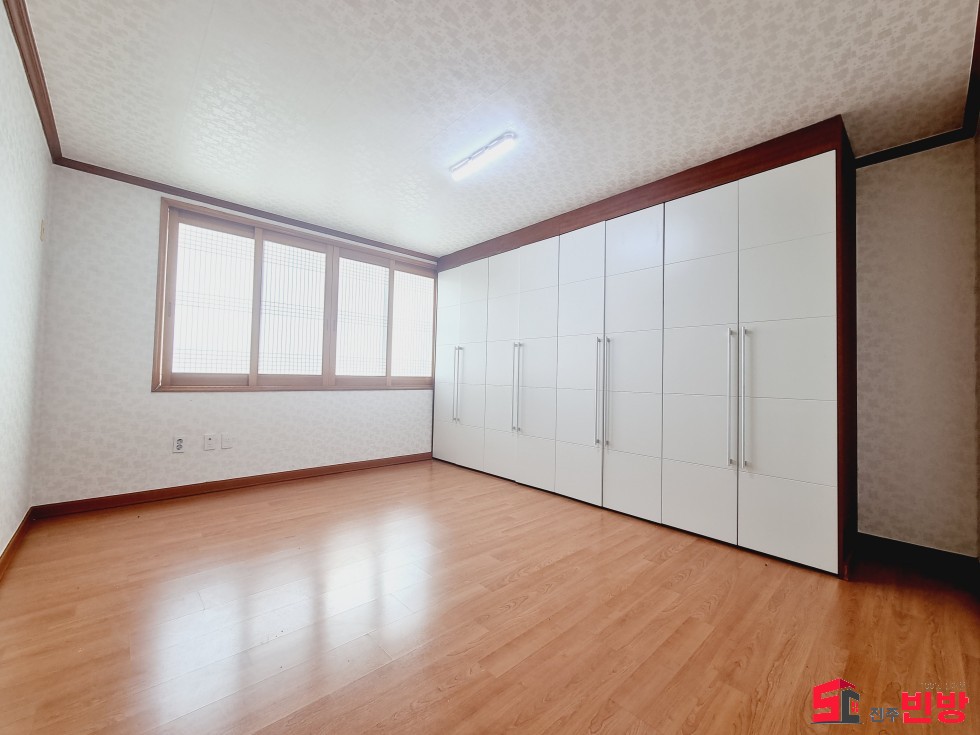 경남 진주시 상대동 275-3 H §투룸가격 쓰리룸§붙박이장+전용옥상 겸비한 엄~청 넓은 쓰리룸 월세 매물번호 14428 사진 15