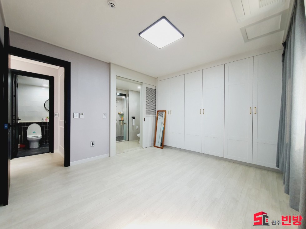 경남 진주시 평거동 1083-7 G#초꿀매물# 초호화 테라스 입이 벌어지는 어마어마한 복층형 쓰리룸 월세 매물번호 14119 사진 6