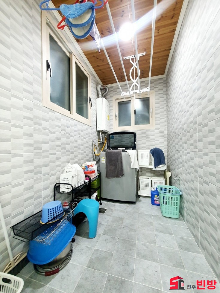 경남 진주시 평거동 939 평거동 강변부근 신축쓰리룸^^ 월세 매물번호 13516 사진 11