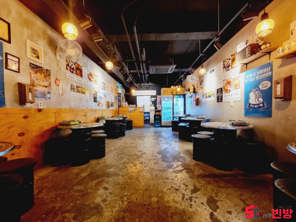 경남 진주시 중안동 2-9 #떳다상가# 계동 먹자골목 저렴한 월세 인테리어완비 몸만들어오세요 월세 매물번호 15655 사진 1