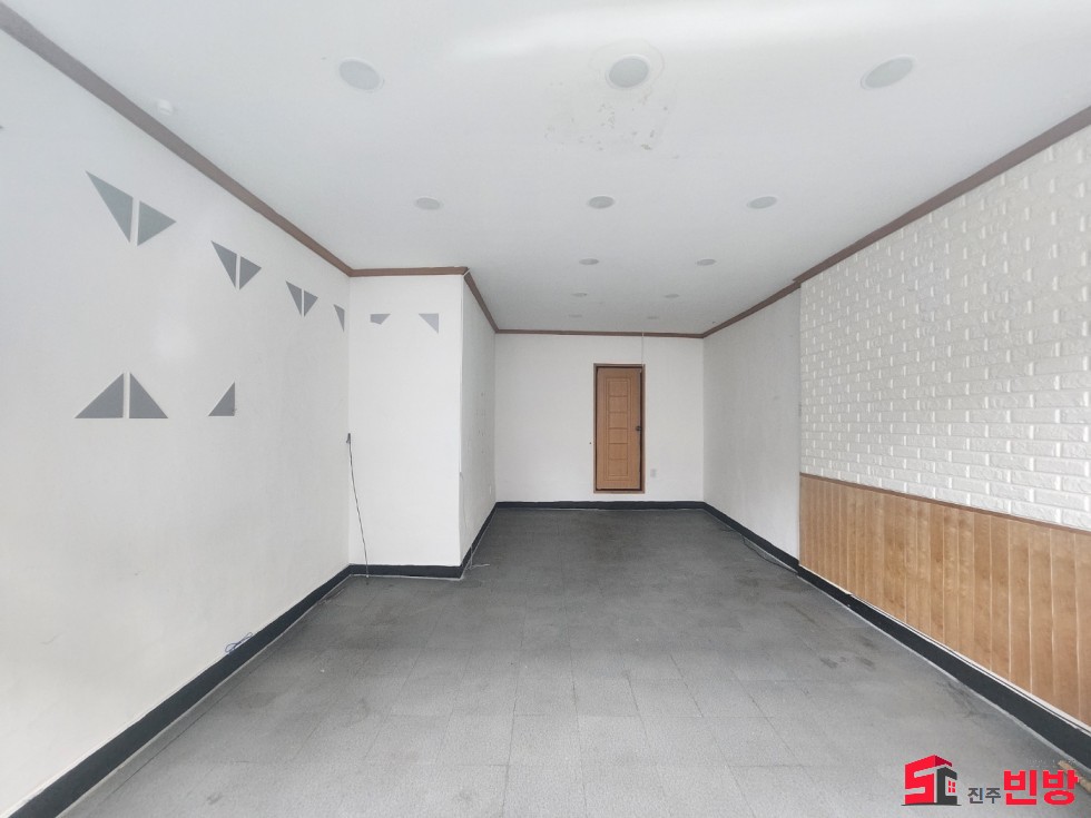경남 진주시 강남동 124-8 ★대로변사무실★다용도로 가능한 상가임대^^ 월세 매물번호 16626 사진 1