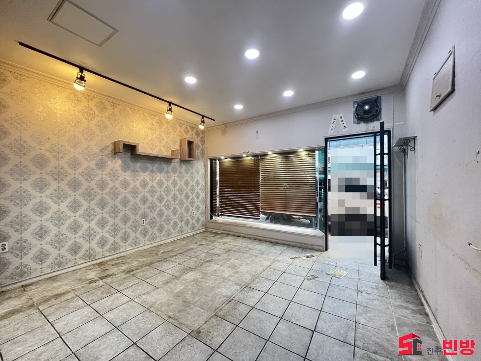 경남 진주시 상대동 244-48 #S급매물# 상대동 모덕오거리 대로변 유동인구 많은 상가 월세 매물번호 16102 사진 1