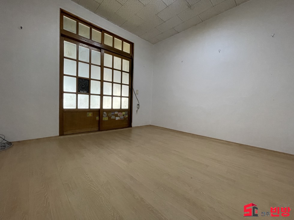 경남 진주시 신안동 443-11 1층 ☆신안동 위치 저렴한 코시국에 골목에 위치한 배달전문 샵앤샵으로 하기좋은 위치 !!그리고 방하나까지!! 월세 매물번호 15456 사진 4