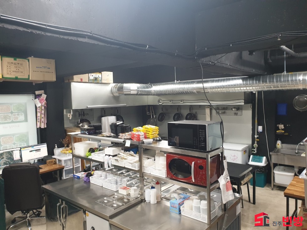 경남 진주시 신안동 18-34 Z신안동배달가게!!!몸만들어와서 대박 샵앤샵사장^^ 월세 매물번호 15408 사진 1