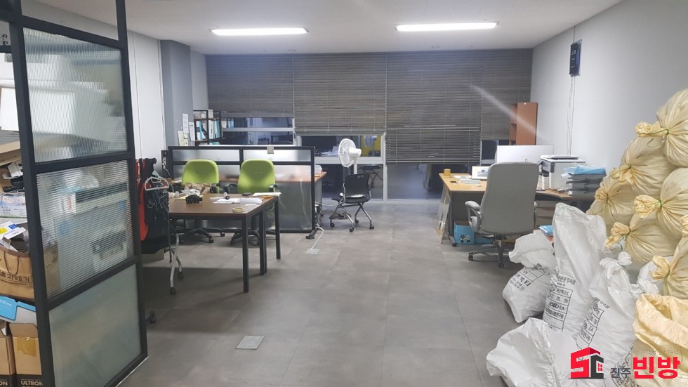 경남 진주시 충무공동 69-3 (윙스타워) #떳다사무실# 충무공동 혁신 윙스타워 사무실임대 월세 매물번호 15376 사진 2