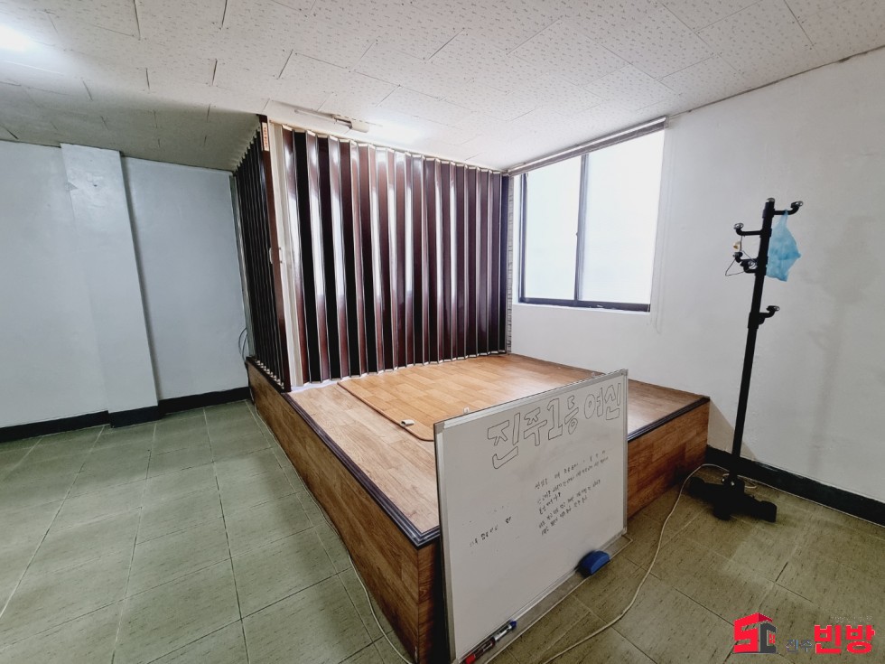 경남 진주시 평안동 126 ＃떳다사무실＃ 진주중학교부근 20평대 사무실임대!! 월세 매물번호 13931 사진 3