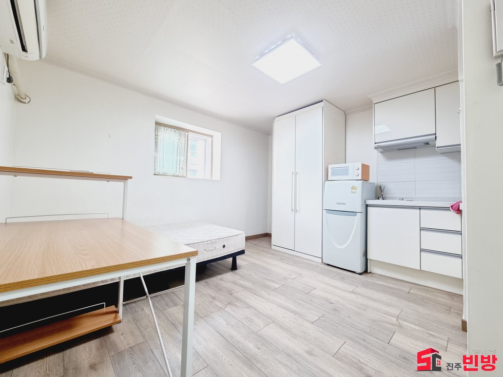 경남 진주시 칠암동 520-13 H §가성비 끝판왕§ 과기대 후문 원룸을 접수하러 왔다 월세 매물번호 14500 사진 3