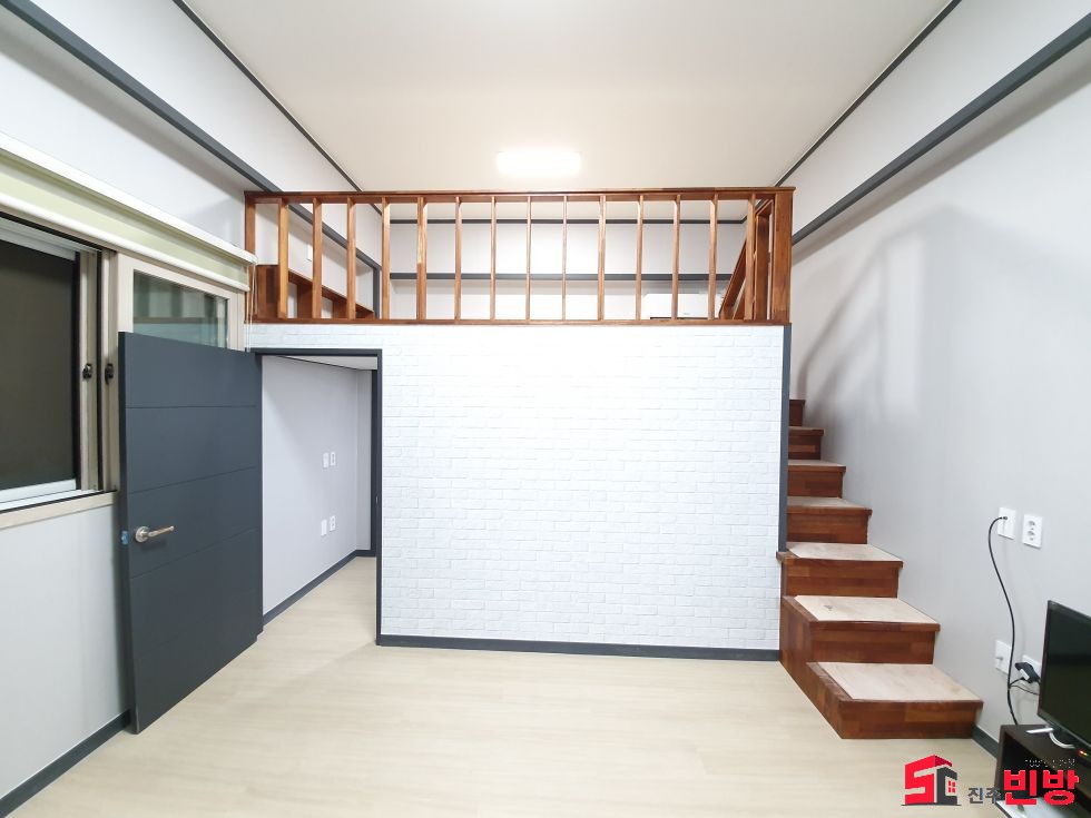 경남 진주시 상대동 296-42 ※딱 하나뿐인 신축 복층 구조※★ 시청 건너편 1분 ★ 월세 매물번호 12119 사진 1