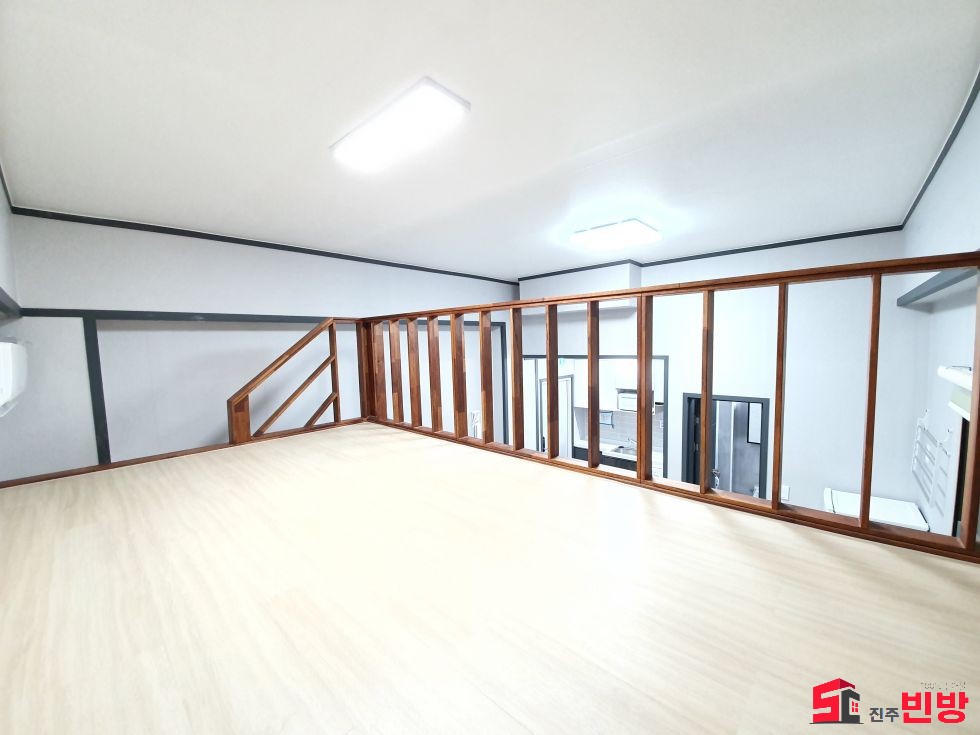 경남 진주시 상대동 296-42 ※딱 하나뿐인 신축 복층 구조※★ 시청 건너편 1분 ★ 월세 매물번호 12119 사진 3