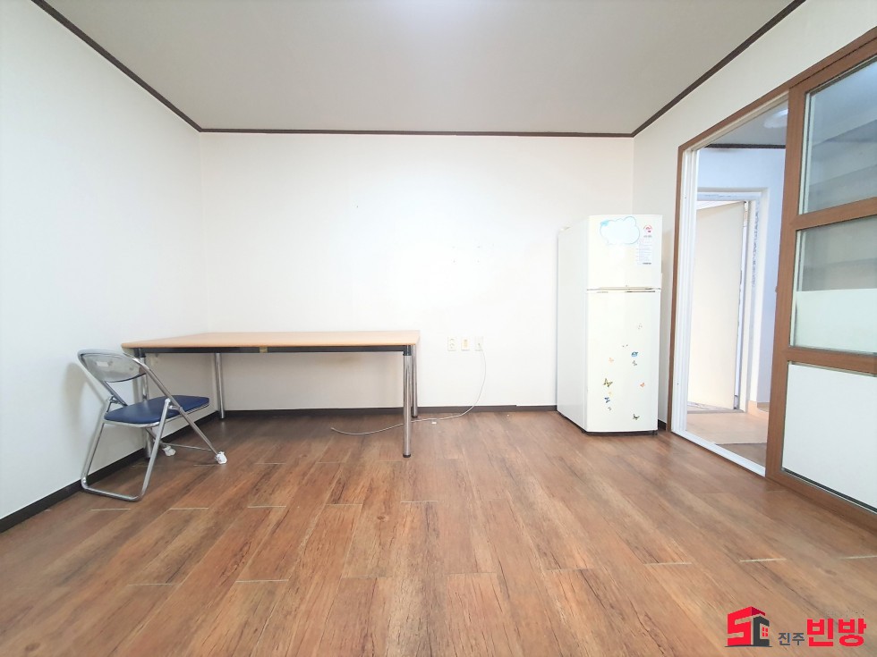 경남 진주시 호탄동 605-10 (샤인빌) ♬✦공부하기 좋고 사무실처럼 사용해도 좋을만한 원룸✦ 월세 매물번호 13541 사진 3
