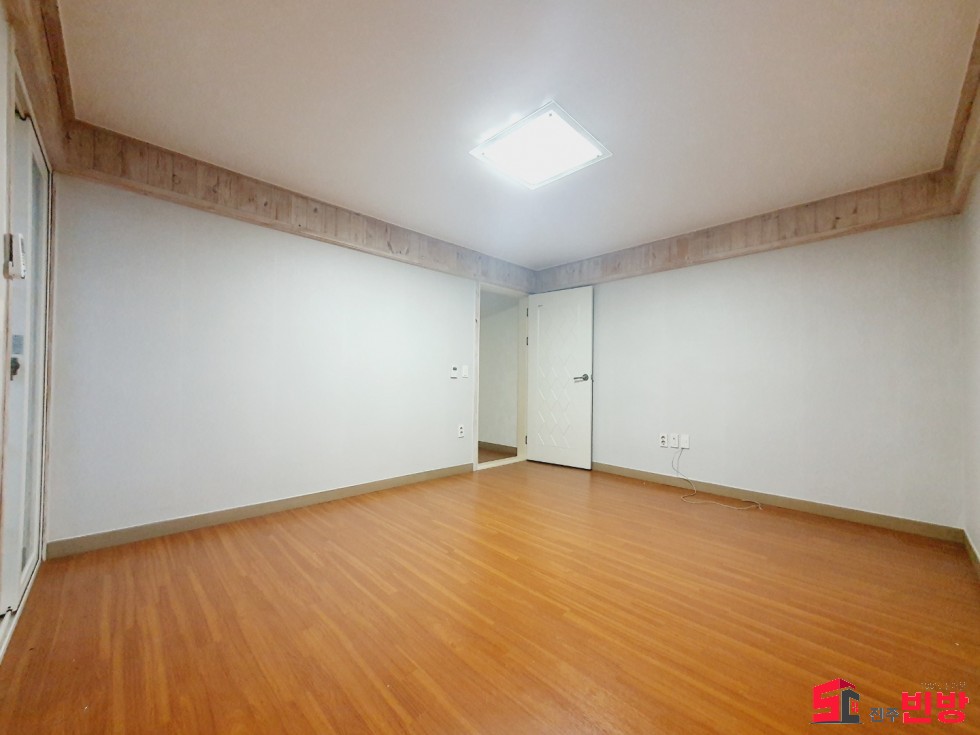 경남 진주시 상대동 296-37 상대동 강변 진주시청부근 주인세대 쓰리룸 월세 매물번호 13848 사진 9