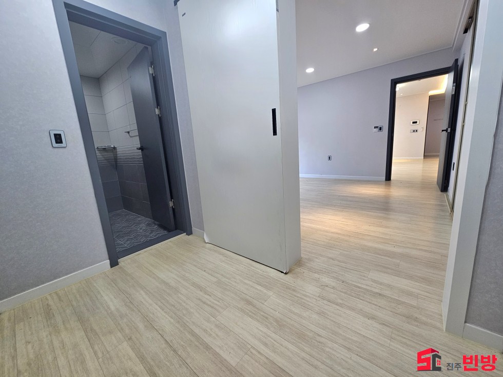 경남 진주시 판문동 261-44 ㉧ㅡ서빈No.1구해줘홈즈ㅡ㉧추천BEST꿀방 전월세 매물번호 17305 사진 9
