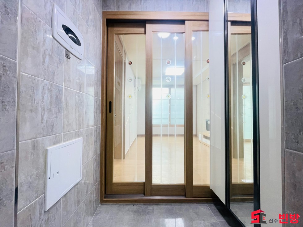 경남 진주시 정촌면 예하리 1289-1 ㉧ㅡ서빈No.1구해줘홈즈ㅡ㉧추천BEST꿀방 월세 매물번호 12909 사진 2