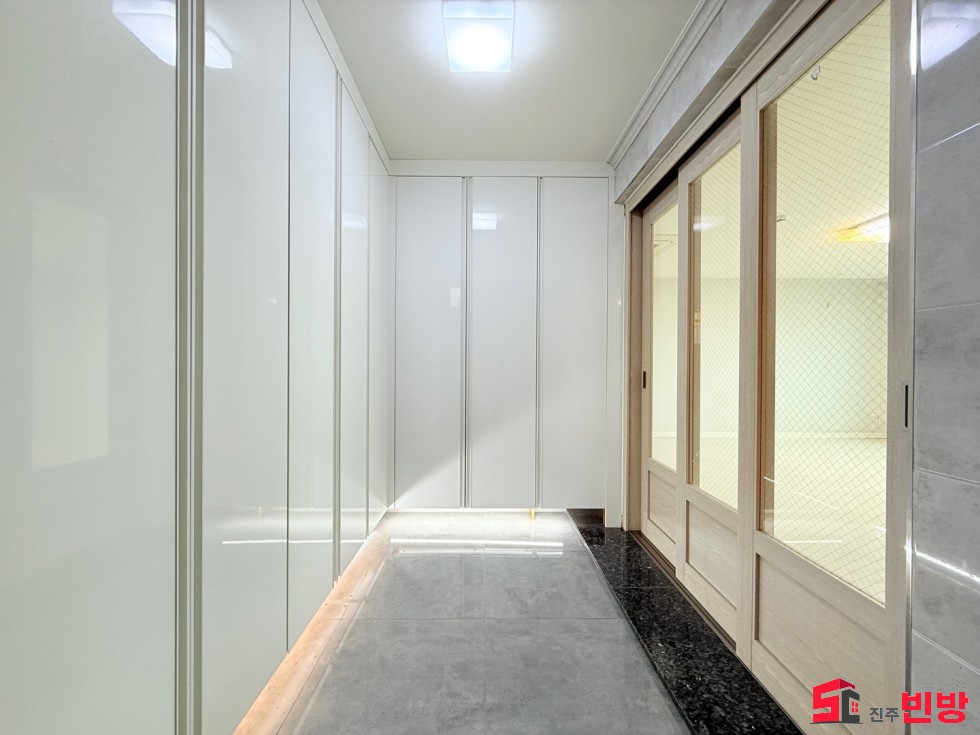 경남 진주시 호탄동 644-11 ㉧ㅡ서빈No.1구해줘홈즈ㅡ㉧추천BEST꿀방 월세 매물번호 17588 사진 2
